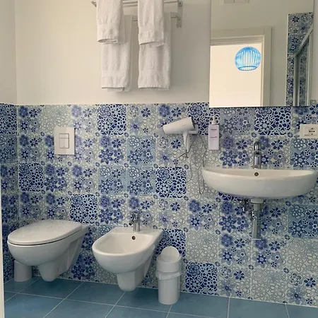 La Finestra Sul Mare Guest house *